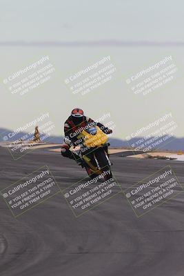 media/Sep-21-2025-Race Pace (Sun) [[98bf33ef95]]/Non Verified/1-Turns 9 and 10 (8am)/